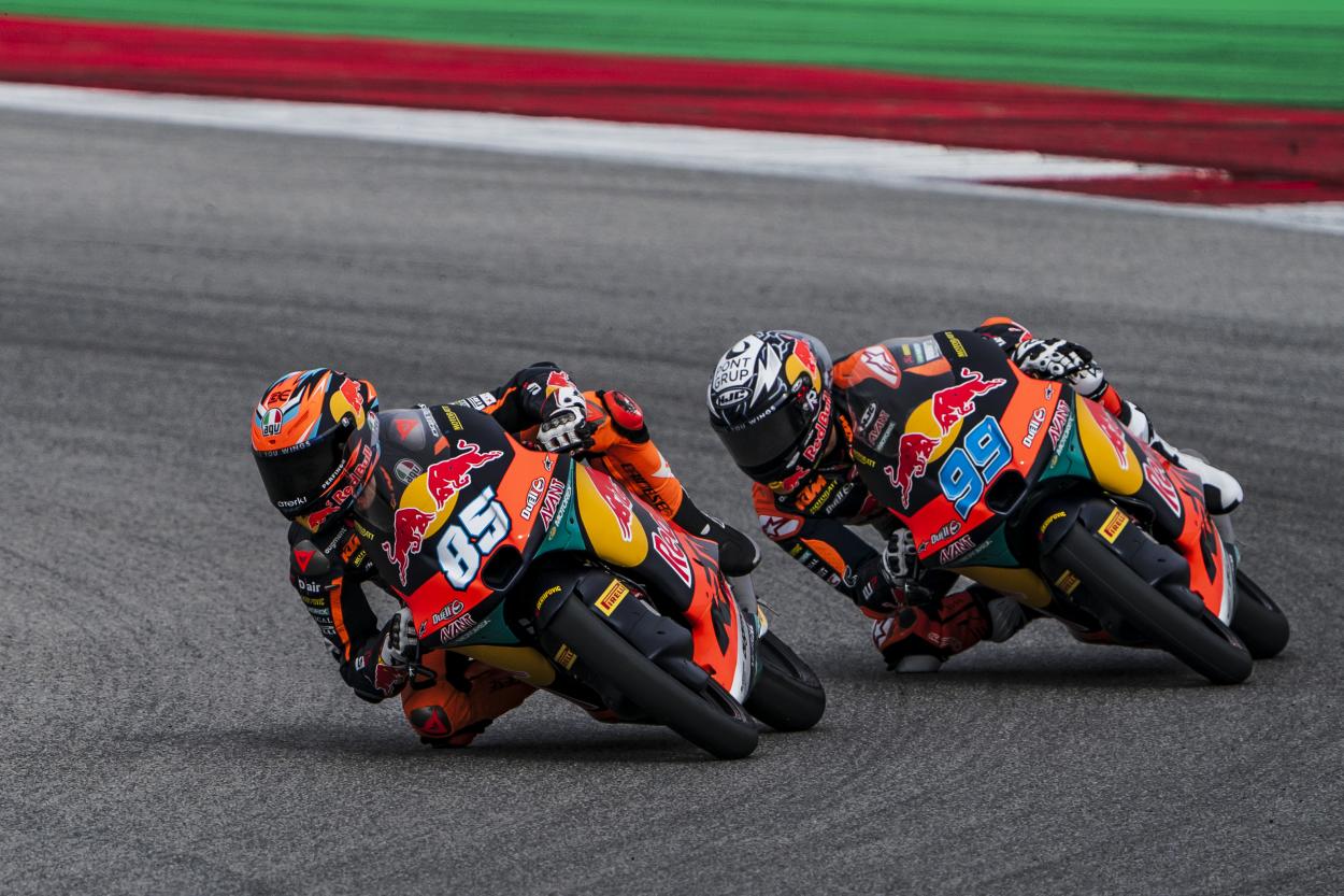 KTM da la sorpresa en Moto3 VAVEL España